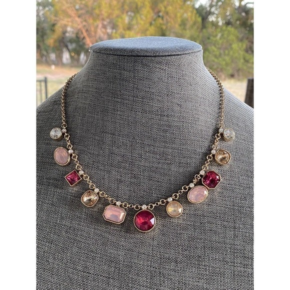Necklace Fashion Gold Tone Chain Pink Clear Rhinestone 16”+ 3” - Picture 8 of 8